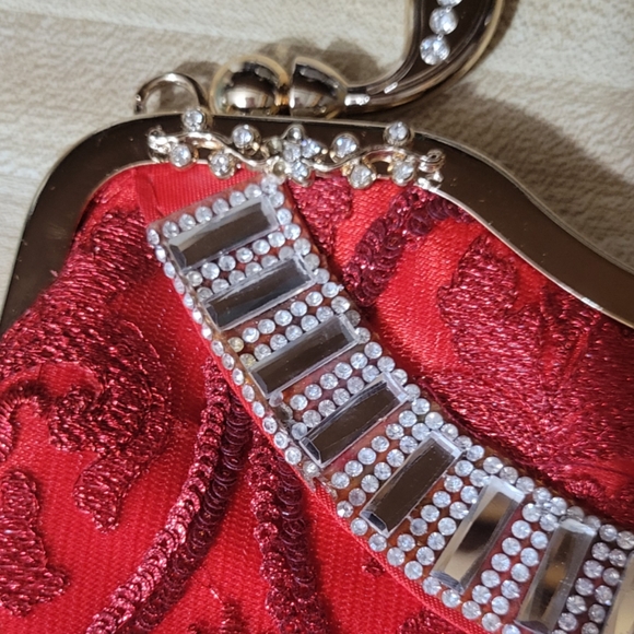 Damara Chian women's bag with embroidered mesh. - Picture 5 of 10